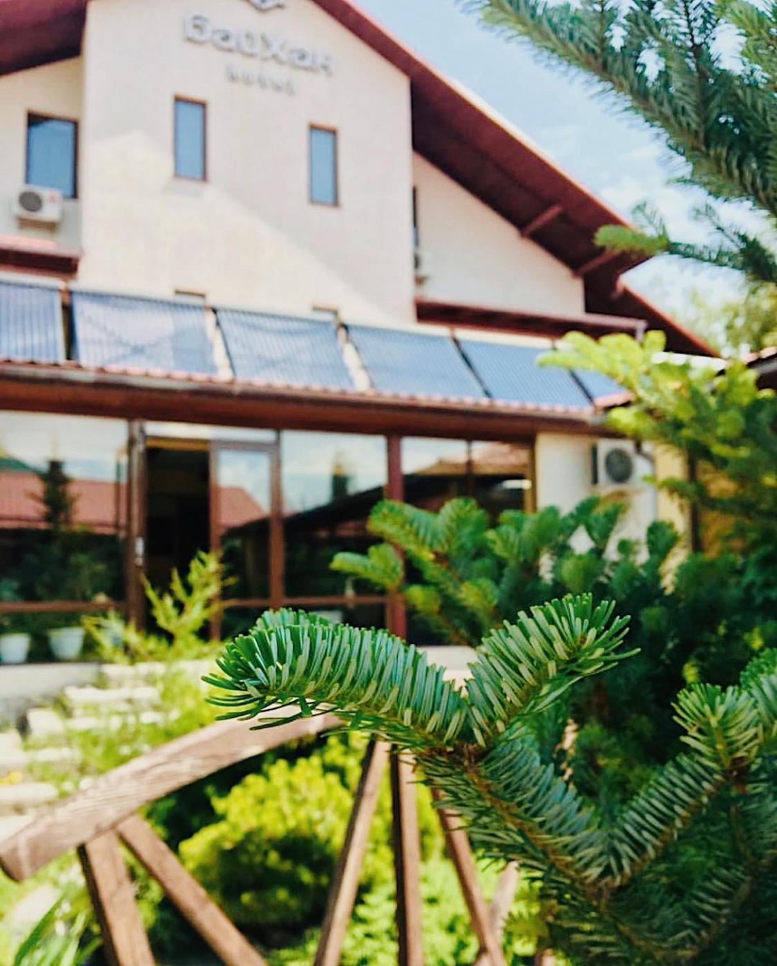 Tian-Shan Hotel บิชเคก ภายนอก รูปภาพ